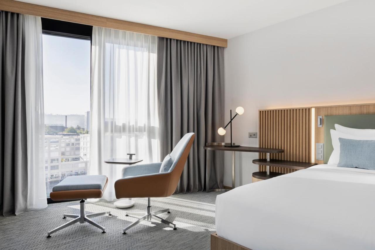 Courtyard By Marriott Biel Bienne Hotel Exterior foto