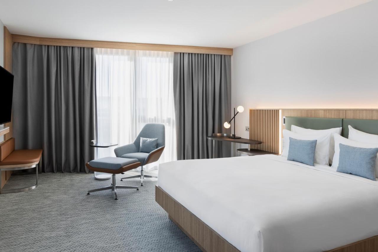 Courtyard By Marriott Biel Bienne Hotel Exterior foto
