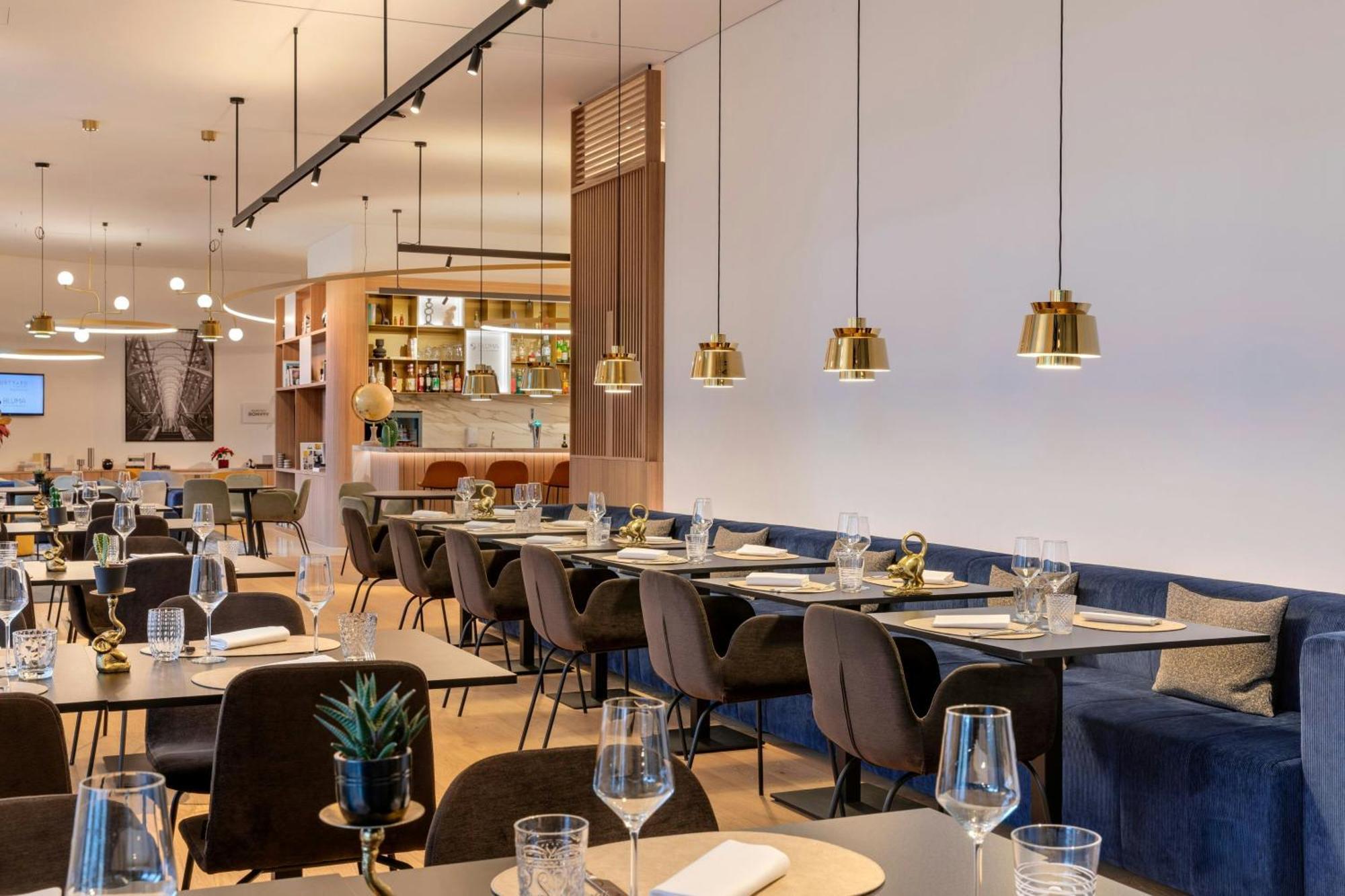 Courtyard By Marriott Biel Bienne Hotel Exterior foto